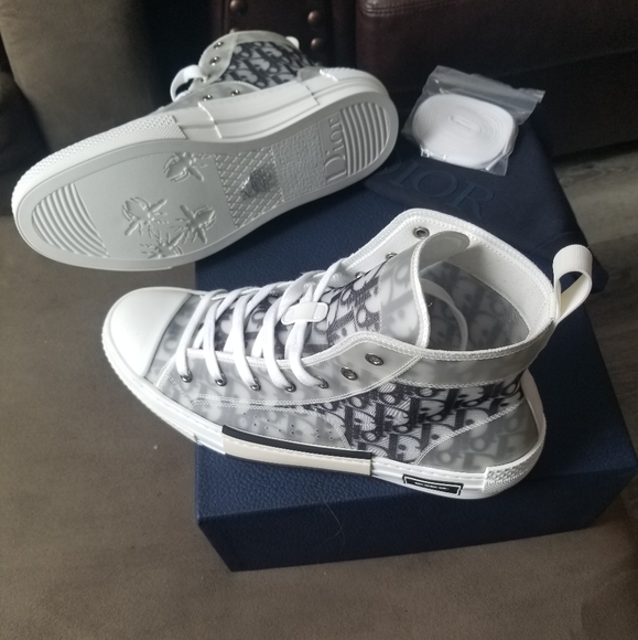 Christian dior, size (eu43, us10) white black - Picture 3 of 4